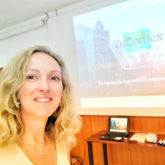 Jornada TuComex sobre Gestión Aduanera en FAEEM - CRISTINA PEÑA