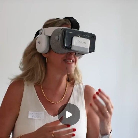 TuComex en la final del PREMIO EMPRENDEDORAS de 2024 - Gafas de realidad virtual