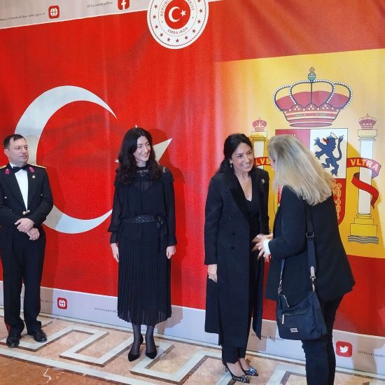 Invitados por la Embajadora de la República de Türkiye - Saludo oficial