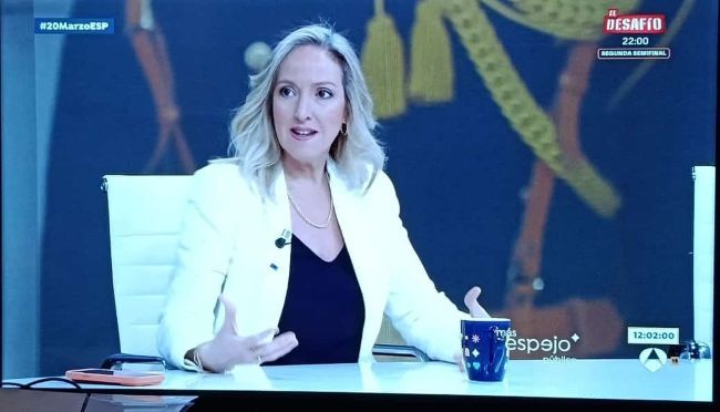 Cristina Peña analiza en Espejo Público la subida del combustible - Cristina Peña